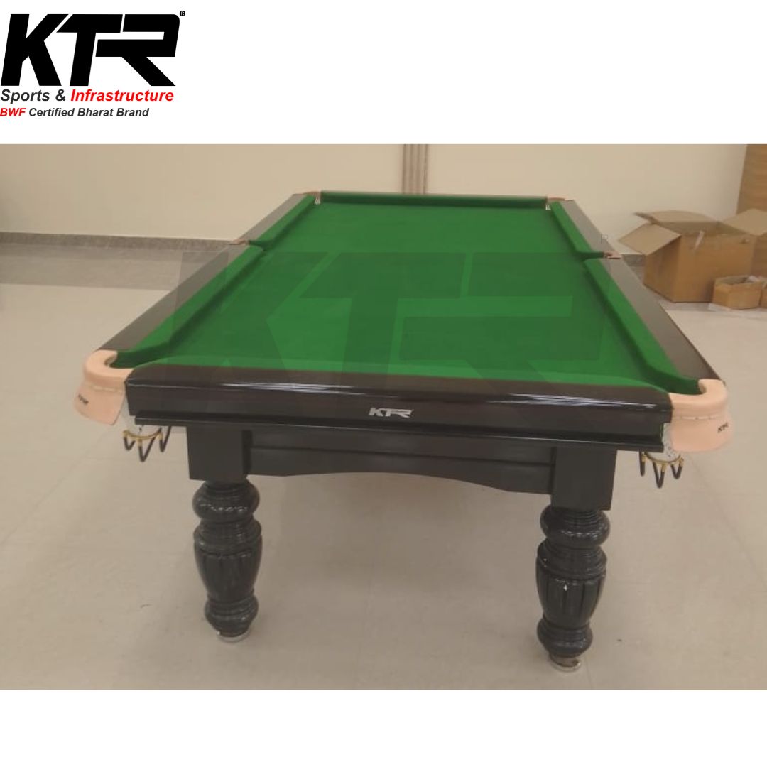 Billiards Snooker / Pool Table
